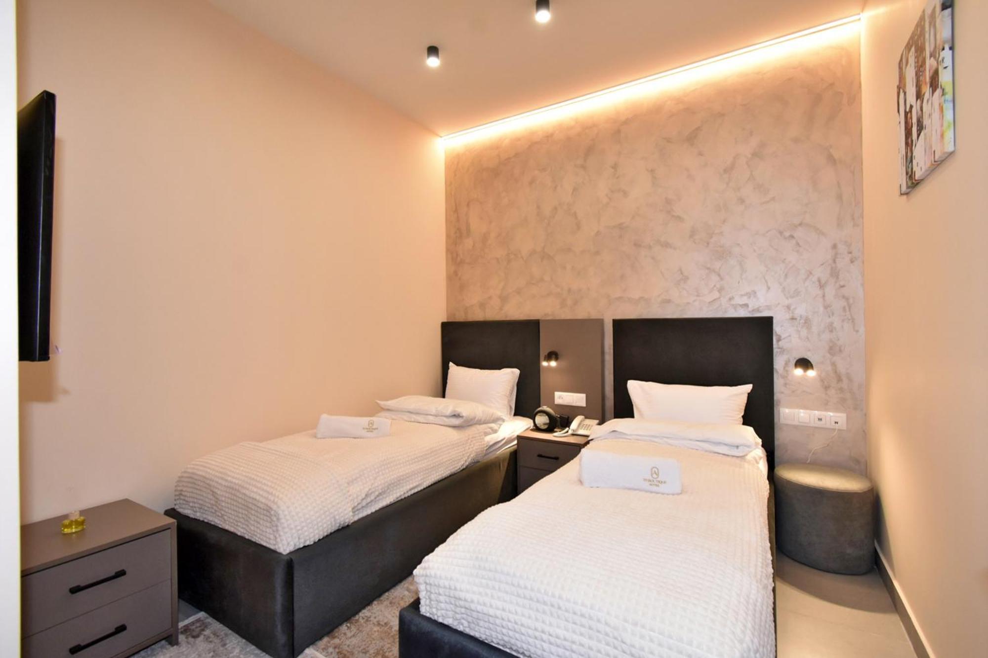 Avenue 23 Boutique Hotel Erivan Exterior foto