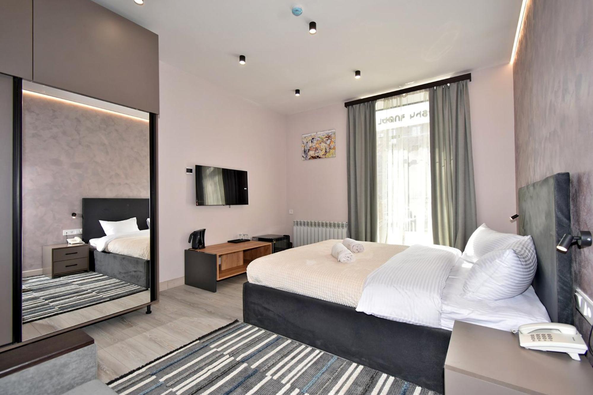 Avenue 23 Boutique Hotel Erivan Exterior foto